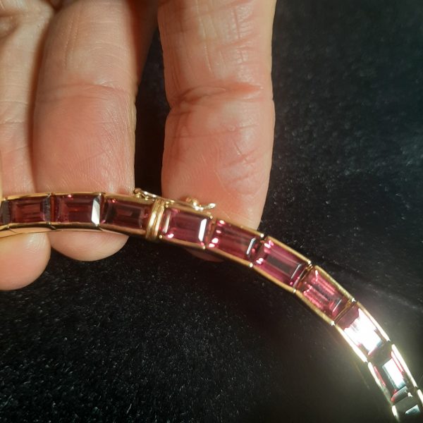 Colar Rainbow, modelo 1, em um arco íris de gemas brasileiras - Imagem 4